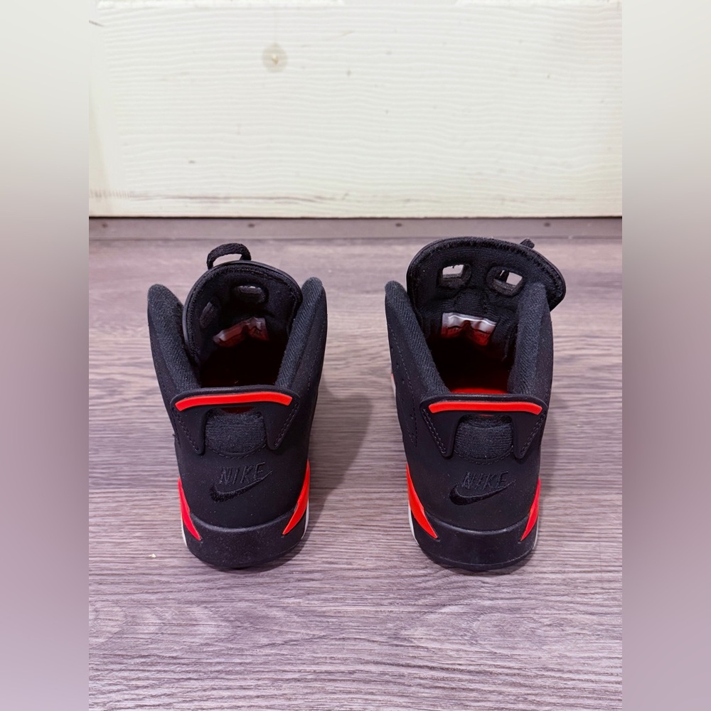 🖤❤️ Air Jordan 6 - ‘Black Infrared’ (2019) Size 2.5Y - Picture 5 of 7
